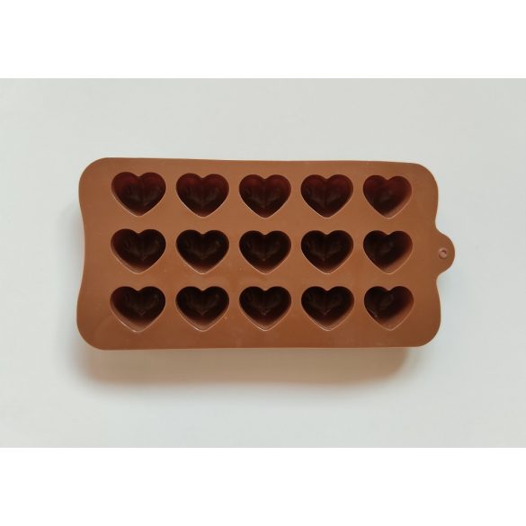 Sweet-sized silicone hearts