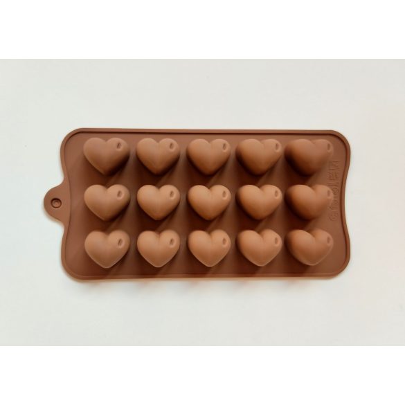 Sweet-sized silicone hearts